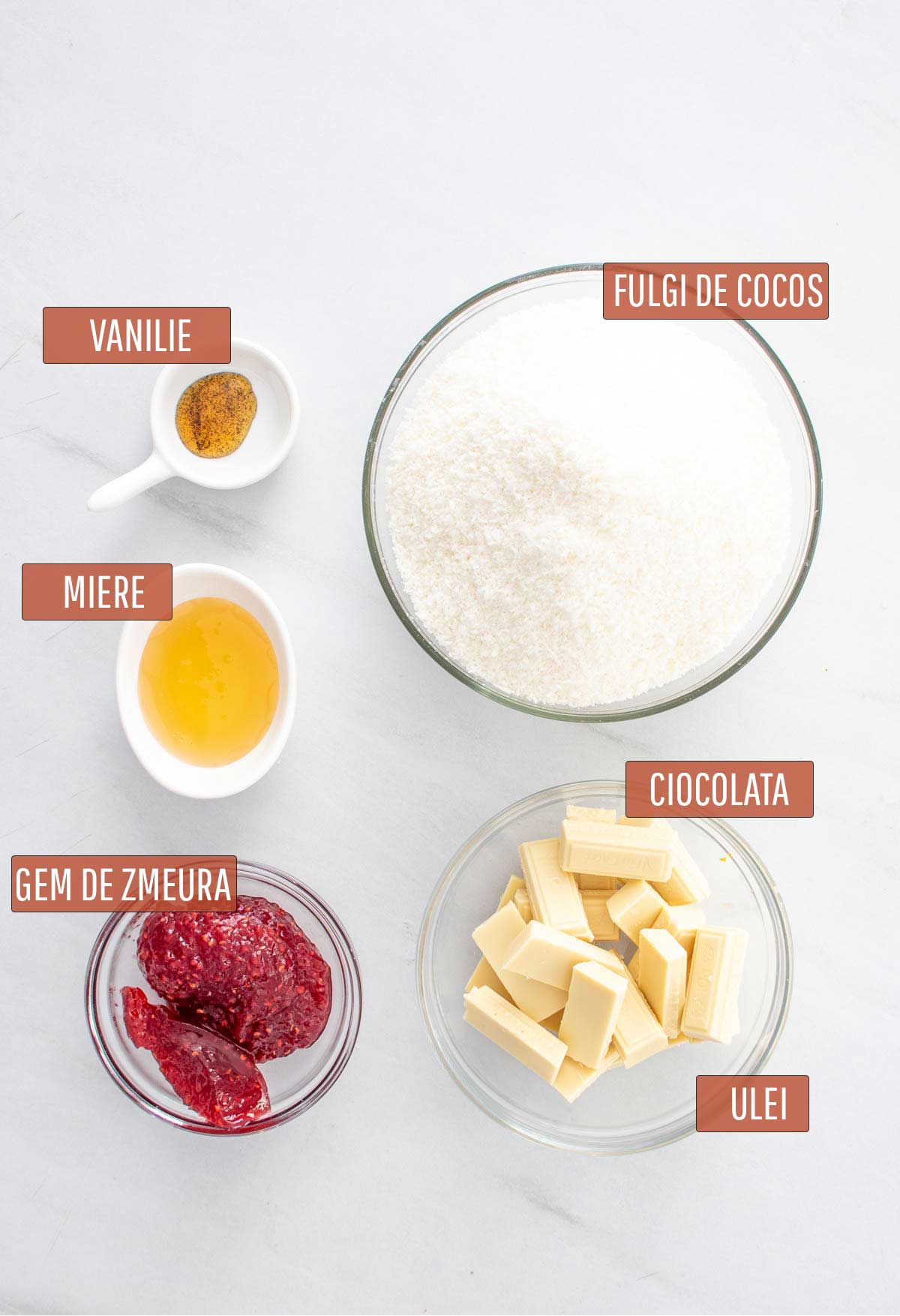 Ingrediente necesare pentru prepararea acestor cake pops.