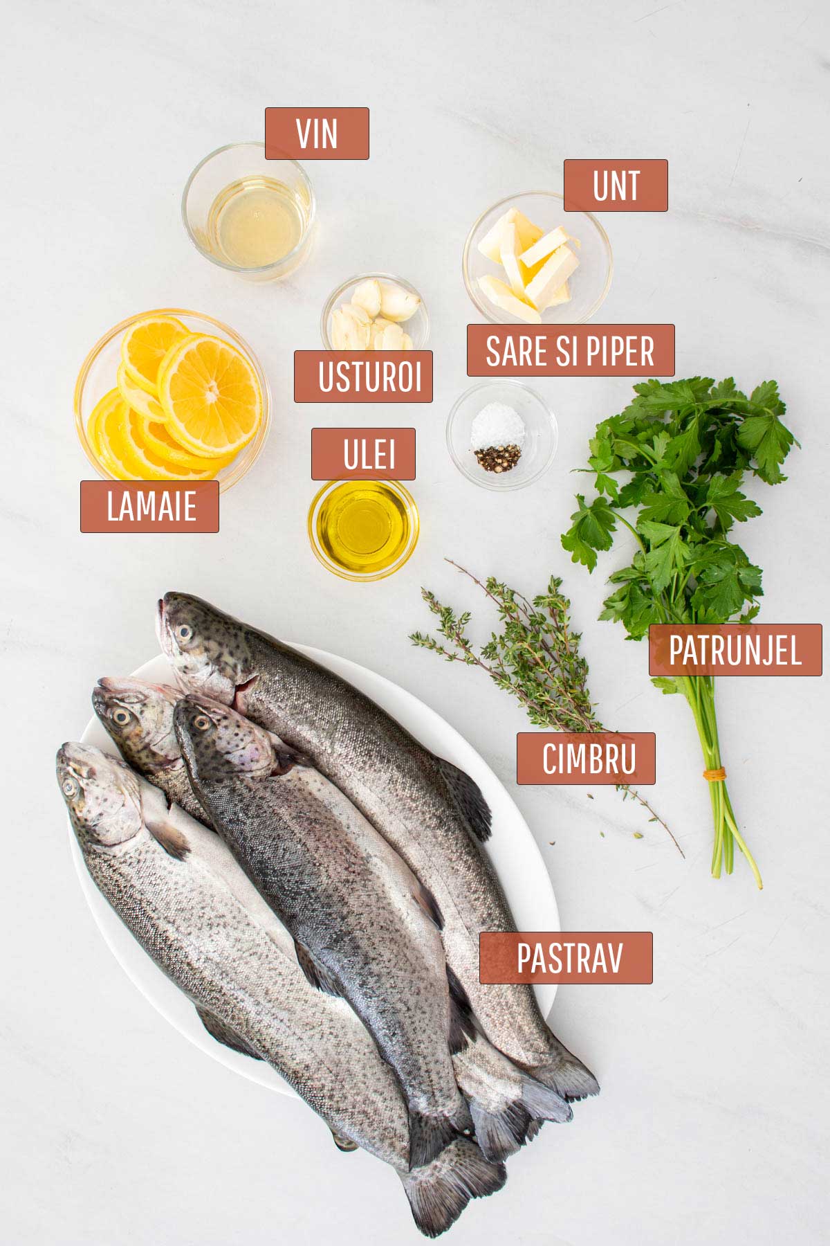 Ingrediente necesare pentru prepararea pastravului cu lamaie.